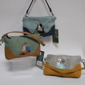 a) Hi-di-hi- schoudertasje. verschillende kleuren