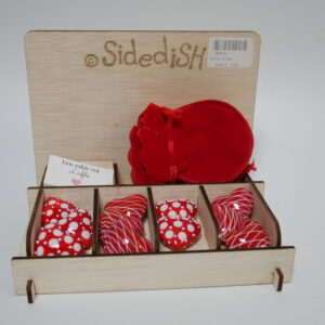 a1)  glazen hartje met zakje