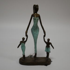 a3). beeld brons.  moeder met kinderen h.20cm