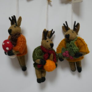 c4) vilten hanger hert